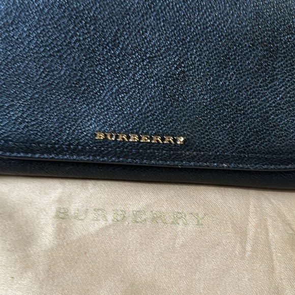 Authentic Burberry wallet on a chain/crossbody - Picture 2 of 6